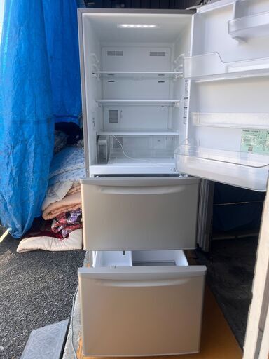 yt250617-001Z Panasonic NR-C343C-N 2022年製 335L ３ドア 通電OK 自動製氷 中古 シルバ