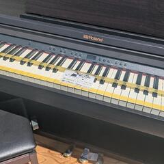 Roland - 送料込み 音・機能のROLAND 電子ピアノ RP501 17年製