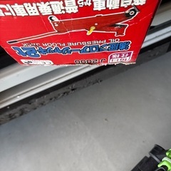 2t油圧ジャッキの画像