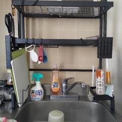食器　水切りラック　食器棚？