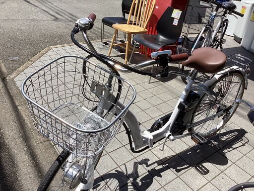 🚲21テクノロジー🚲24インチ電動アシスト自転車/白🚲LEDオート