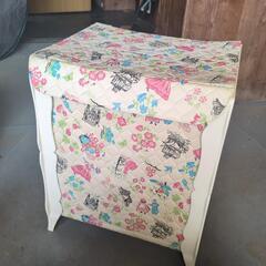 レトロ　ファンシー小物入れ　おもちゃ箱、