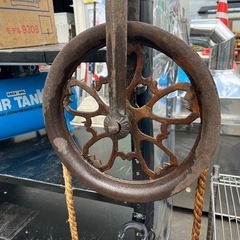 古民具 井戸用 釣瓶 つるべ 金属製滑車 アンティーク品 時代もの 郷土資料館放出品 飾り物 コレクション 中古品 ④の画像