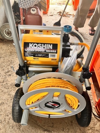 ?新品未使用? KOSHIN 電動ガーデンスプレーヤー MS-252RT25（ホースリール付き）