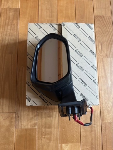トヨタ50 プリウス ZVW50 51 55 PHV 52 右ドアミラー 純正品