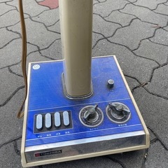 古い扇風機の画像