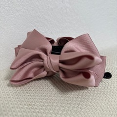 リボン バレッタ ピンク ヘアアクセサリー【新品未使用】の画像