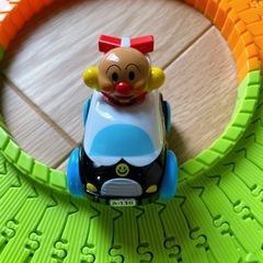 187 : アンパンマンおもちゃ パトカーの画像