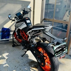 ktm duke 390
