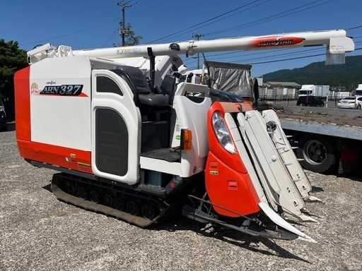 クボタコンバインARN327ADXW