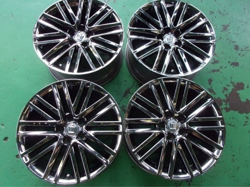 210系クラウン純正ホイール