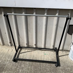 スチール製　ハンガーラック