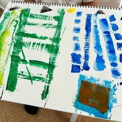 【アトリエべる流山教室】✂️切って、貼って、ペタペタ…🌟テープで摩訶不思議なアート‼️の画像