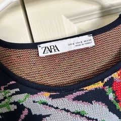 Zara ザラ ニットワンピースの画像