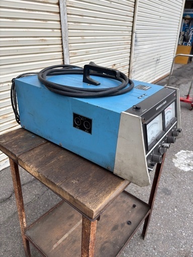 現在商談中 自動車排気ガス測定器　富士電気　CO-HC-2　