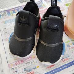 adidas　13cm　2足セットの画像