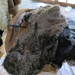 リアルファー 毛皮コート　古着　服 生地 素材　破れありの画像