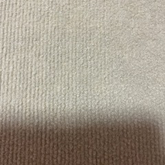 床にしくマットの画像