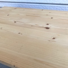 木製ローテーブルの画像