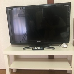 SHARP テレビとテレビ台
