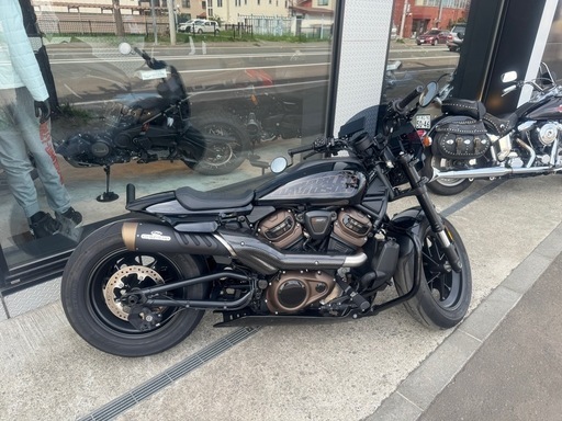 ハーレースポーツスターS用マフラー
ジギル&ハイド可変式