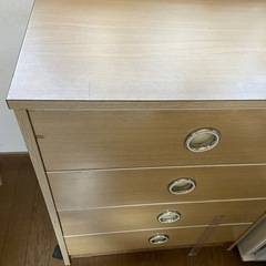 タンスの画像