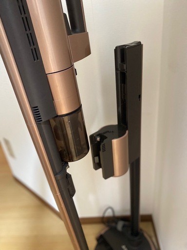【ジャンク品】　コードレス　掃除機　三菱