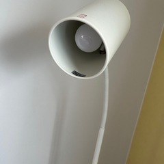 ニトリ フロアランプの画像