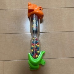 おもちゃ数点の画像