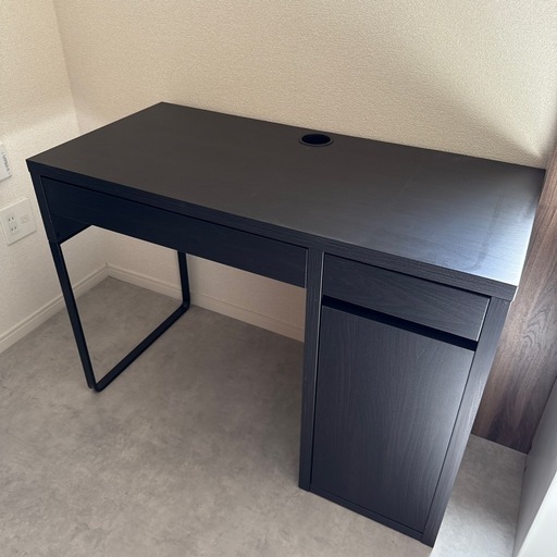【引渡し者決定】IKEA PCデスク