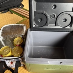 小型クーラーBOX 取引中の画像