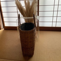 籐のカゴ
の画像