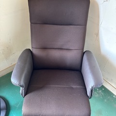 リクライニングチェア　オットマン付きの画像