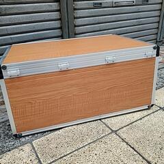 収納ボックスの画像