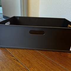 プラスチック収納ボックス