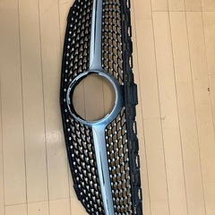 ベンツ用フロントグリル（美品）