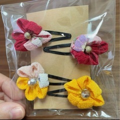 つまみ細工　お花のヘアピン(4個セット)