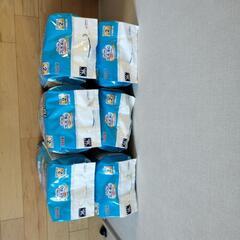 【新品】ライフリー　大人用オムツパット　6点の画像