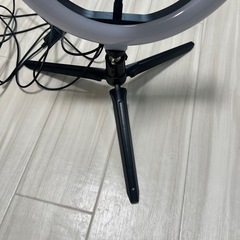 スマホスタンド　ライトの画像