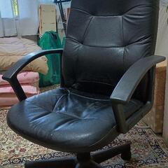 オフィスチェア差し上げます