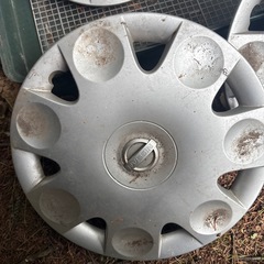 ニッサン　ホイールカバー　4枚セットの画像