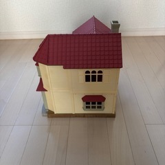 シルバニア、赤い屋根の小さなお家の画像