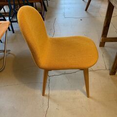 ✨🔔期間限定・特別価格🔔✨　IDEE　イデー　COCHONNET CHAIR MUSTARD Natural Legsの画像