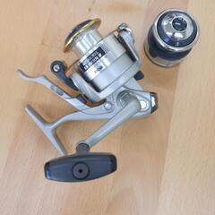 中古リール　スピニングリール リョービ メタロイヤル METAR...