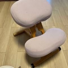 ニトリ　バランスチェア
