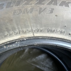 BRIDGESTONE スタッドレスタイヤDM-V3 225/65R17　の画像