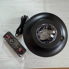 【新品未使用品】スタープロジェクターランプベッドサイド インテリアランプ音楽再生海面投影 家庭用プラネタリウムの画像