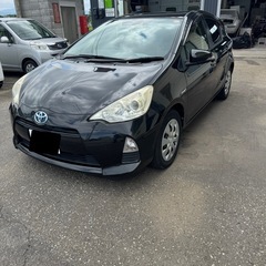 トヨタ　アクア　NHP10 車検付きの画像