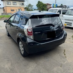 トヨタ　アクア　NHP10 車検付きの画像