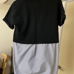 Vネック異素材組み合わせシャツの画像